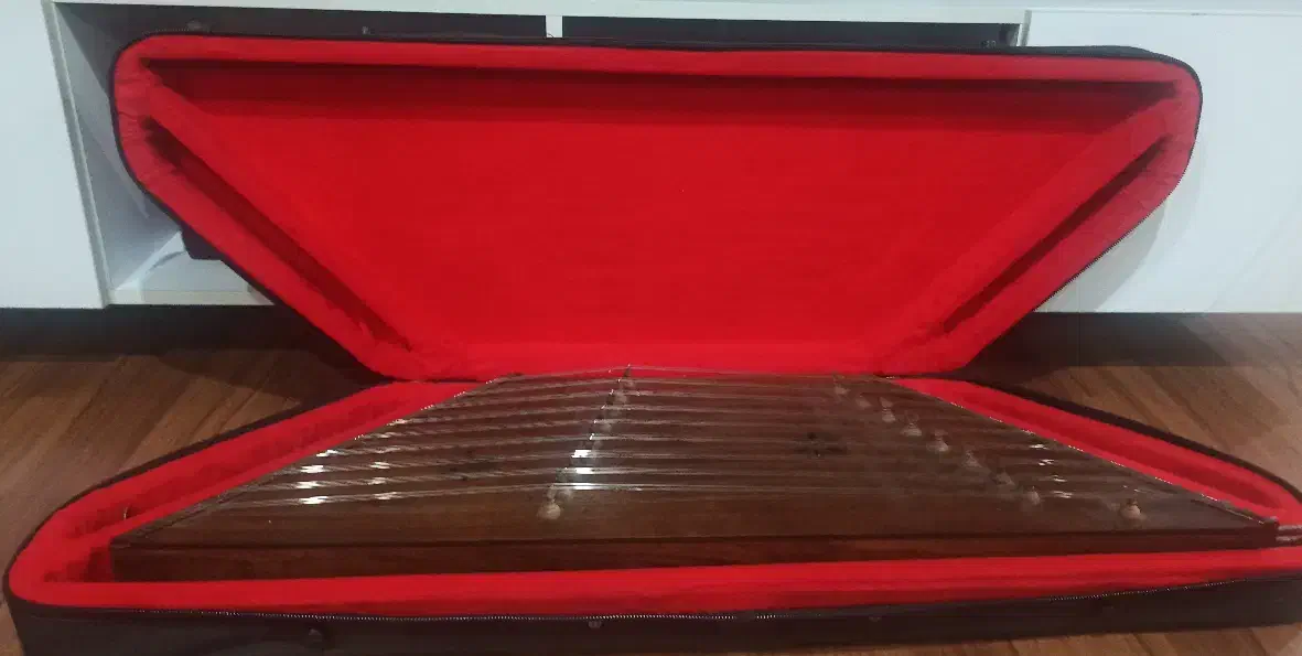 سنتور سه مهر خزان|سازهای سنتی|لنگرود, |دیوار