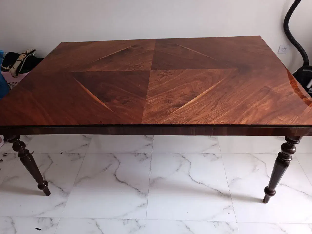 میز ناهار خوری ۸ نفره چوب راش|میز و صندلی غذاخوری|درگز, |دیوار