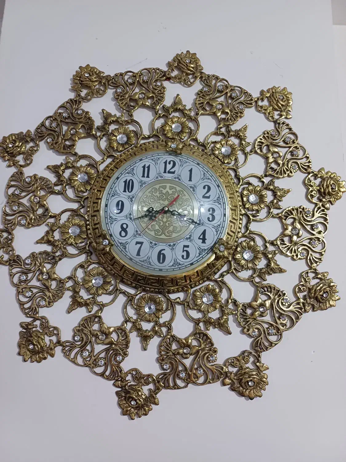 ساعت دیواری برنجی سنگین وبزرگ سالم درحد|ساعت دیواری و تزئینی|پرند, فاز ۱|دیوار