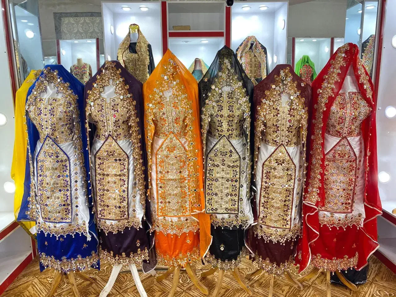 لباس بلوچی زنانه فروشی اگهی بخون|لباس|زاهدان, |دیوار