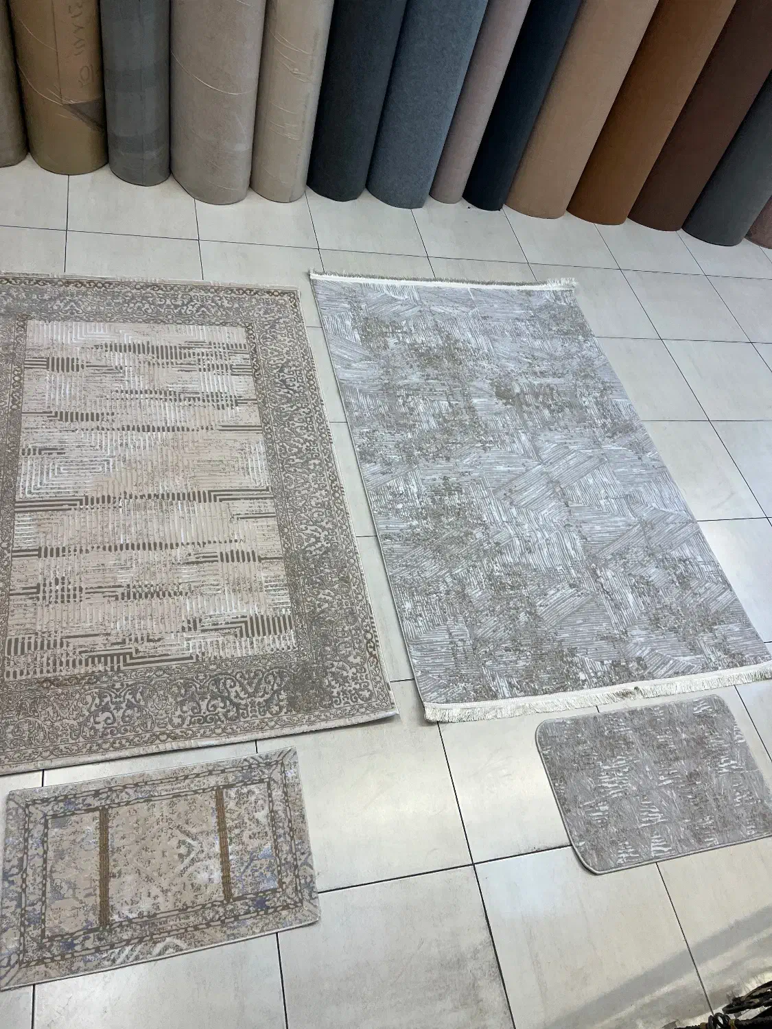 فرش طلا کوب ۱۲۰۰ شانه با پادری ( بیش از ۲۱۰ طرح)|فرش|تبریز, |دیوار