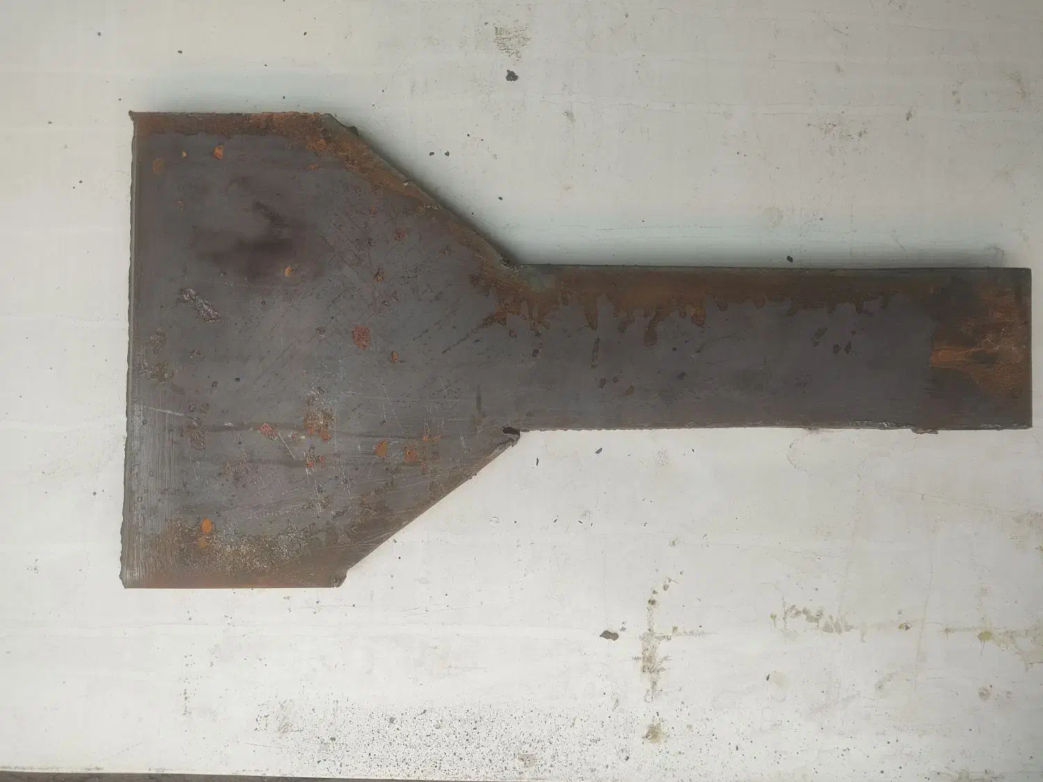 برش کله گاوی و کونیک ورق ضخیم با دستگاه|خدمات پیشه و مهارت|کوهدشت, |دیوار