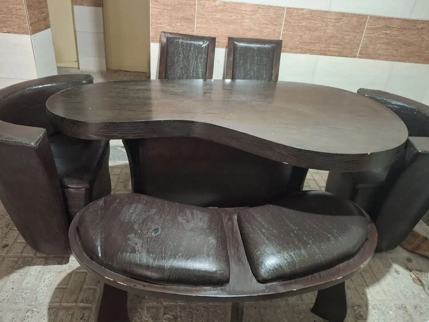 ناهارخوری|میز و صندلی غذاخوری|بندرعباس, |دیوار