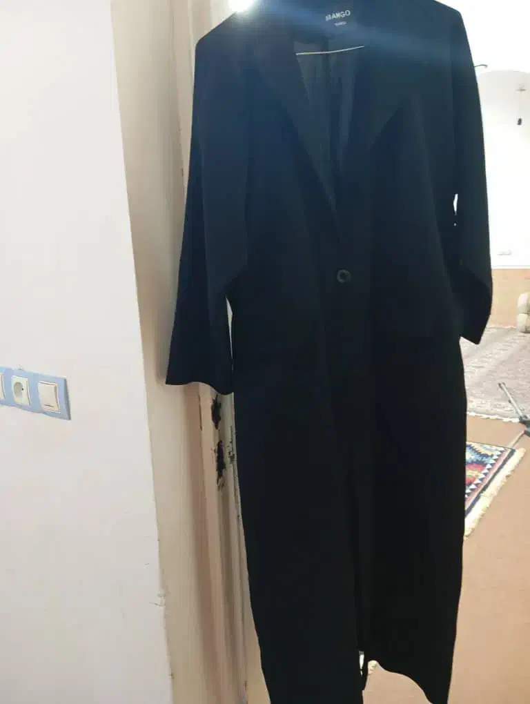 مانتووکیف ..فقط دوبار استفاده شده|لباس|دهدشت, |دیوار