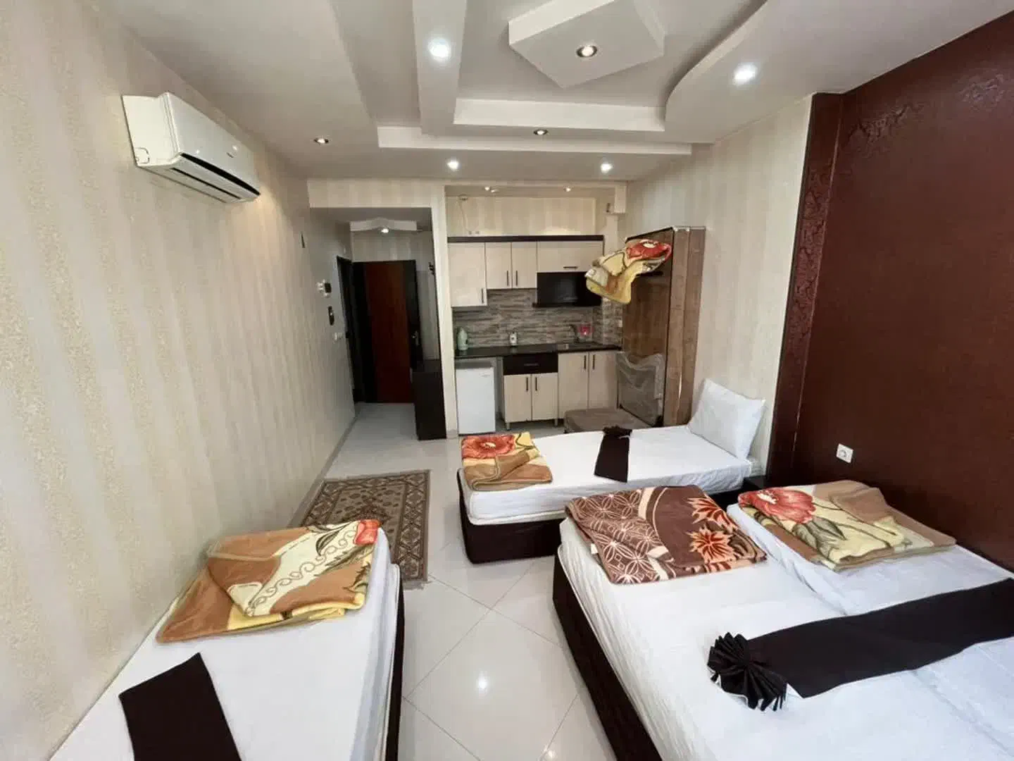 تور و کاروان زیارتی به مشهد مقدس|تور و چارتر|کرمانشاه, |دیوار