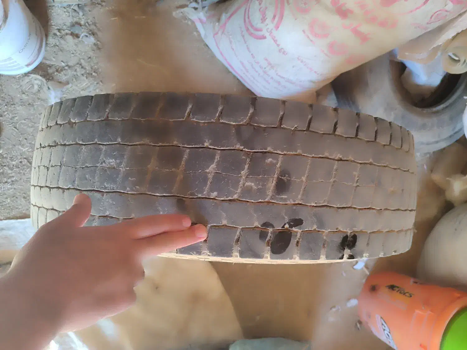 فروش لاستیک زاپاس|قطعات یدکی و لوازم جانبی|ارسنجان, |دیوار