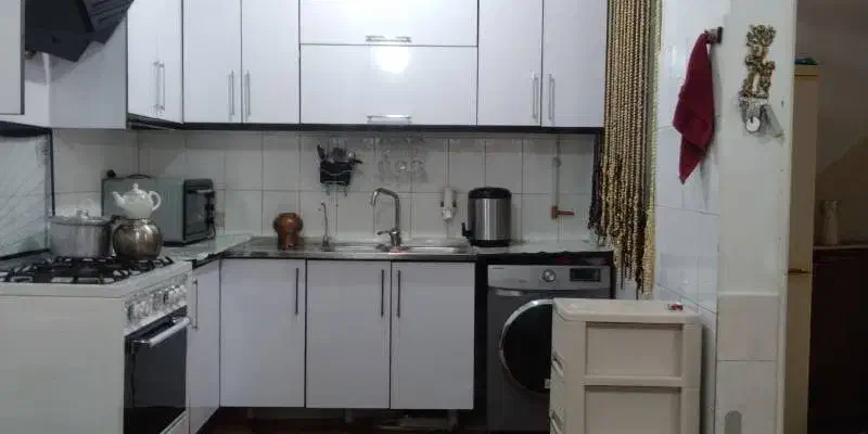 دنبال خونه هستم ۱۰۰تومن ۷تومن یک خوابه تمیز|اجارهٔ خانه و ویلا|لاهیجان, شیشه گران|دیوار