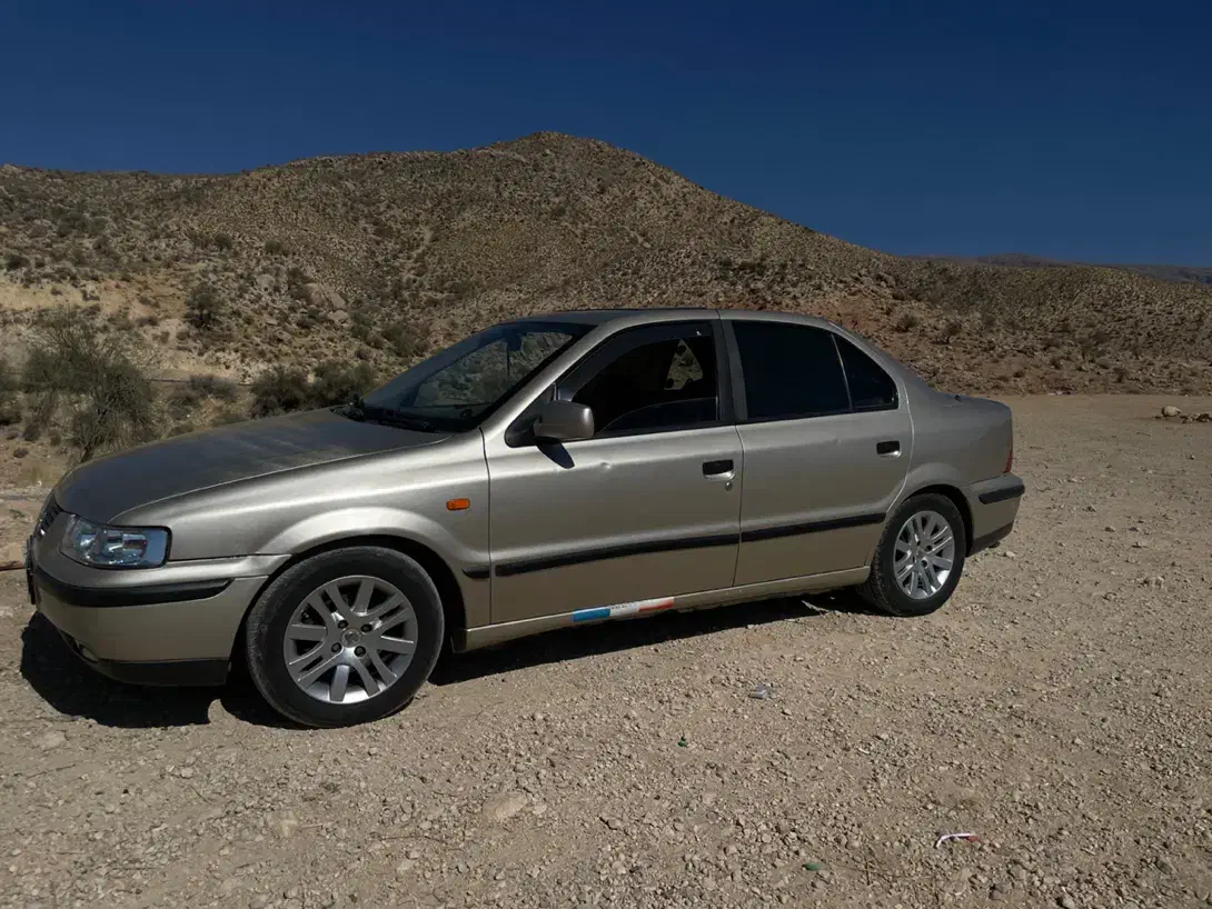 سمند مدل ۸۲ سانروف دار|خودرو سواری و وانت|شیراز, شهرک ایثار|دیوار