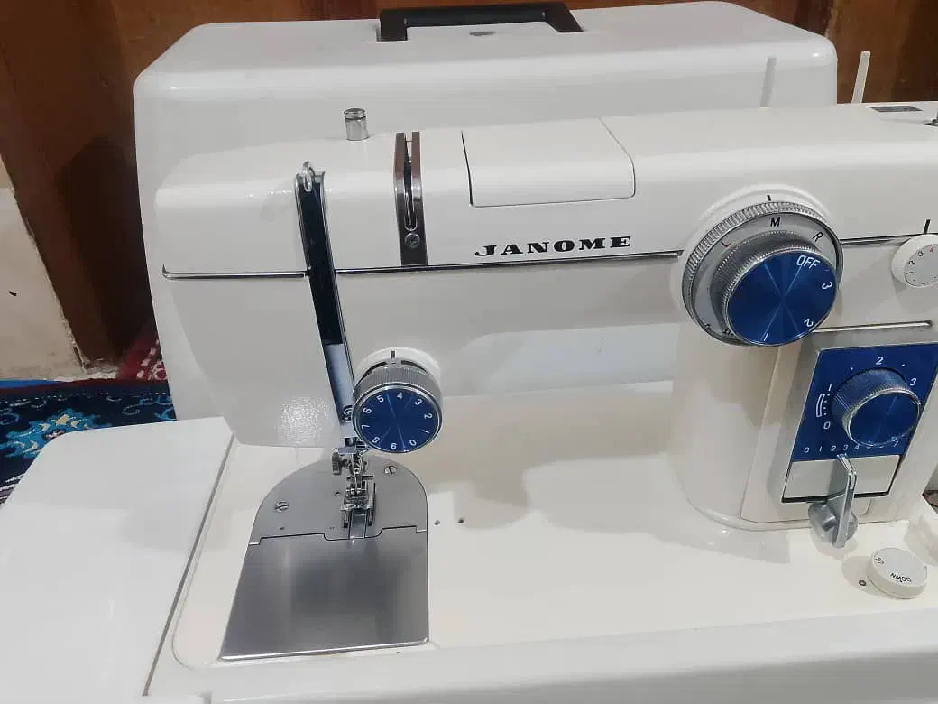 چرخ خیاطی ژانومه 804|چرخ خیاطی و ریسندگی|میرجاوه, |دیوار