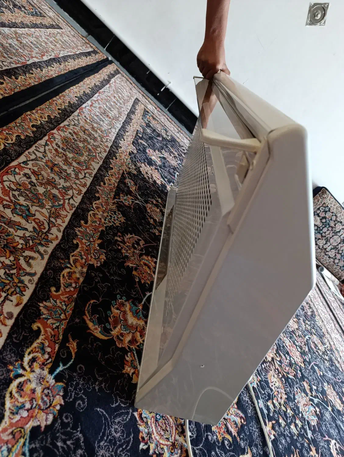 هود|هود|نقده, |دیوار