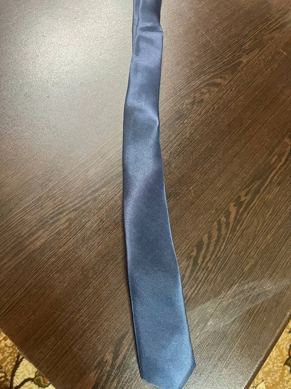 کت و کراوات|لباس|بابل, |دیوار