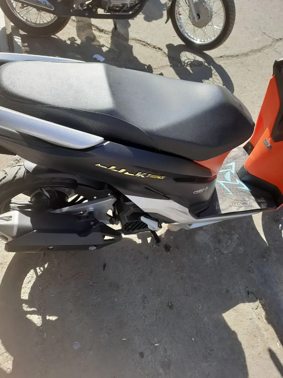 کلیک ۱۸۰ آلمانی|موتورسیکلت|سنندج, |دیوار