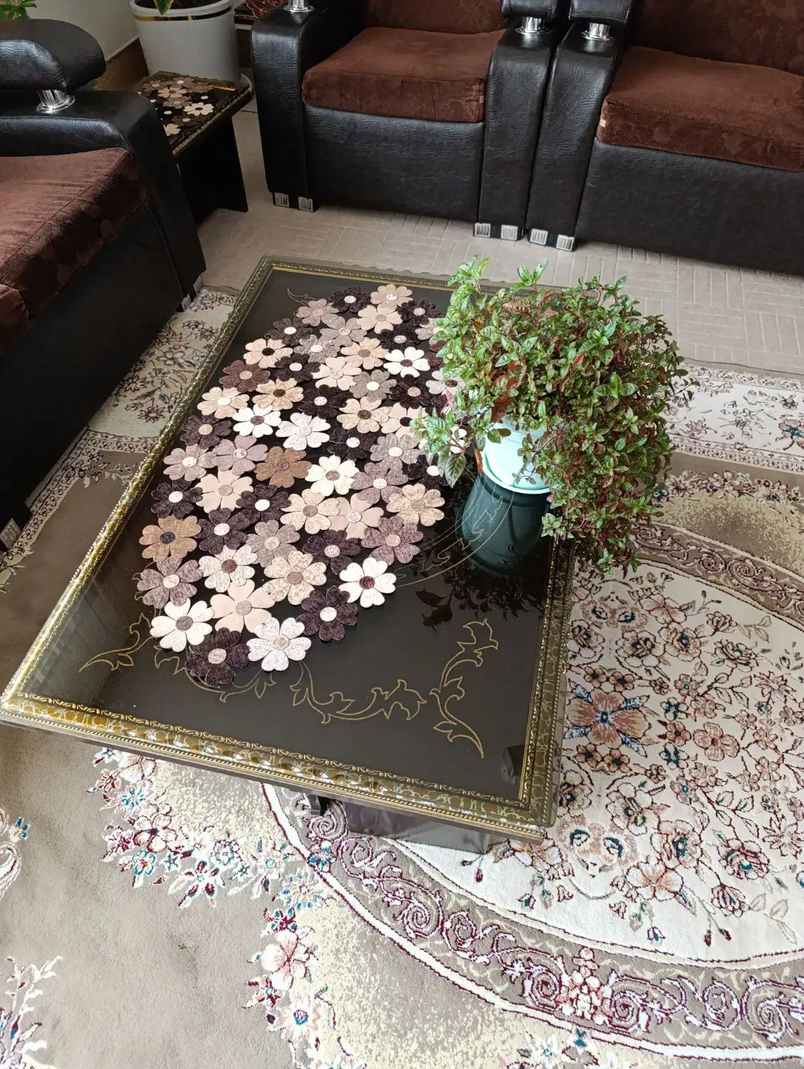 مبل راحتی+عسلی|مبلمان خانگی و میز عسلی|دالاهو, |دیوار