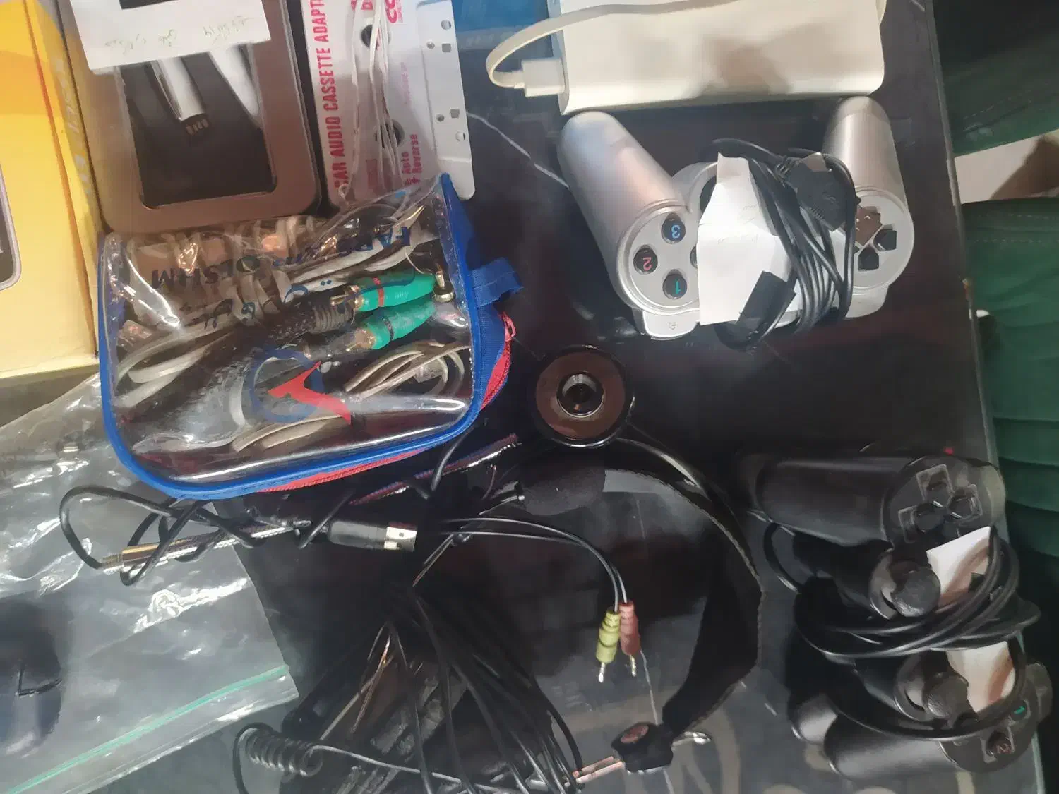 دوربین و مبایل های کلکسیونی و لوازم جانبی مبایل|موبایل|ابهر, |دیوار