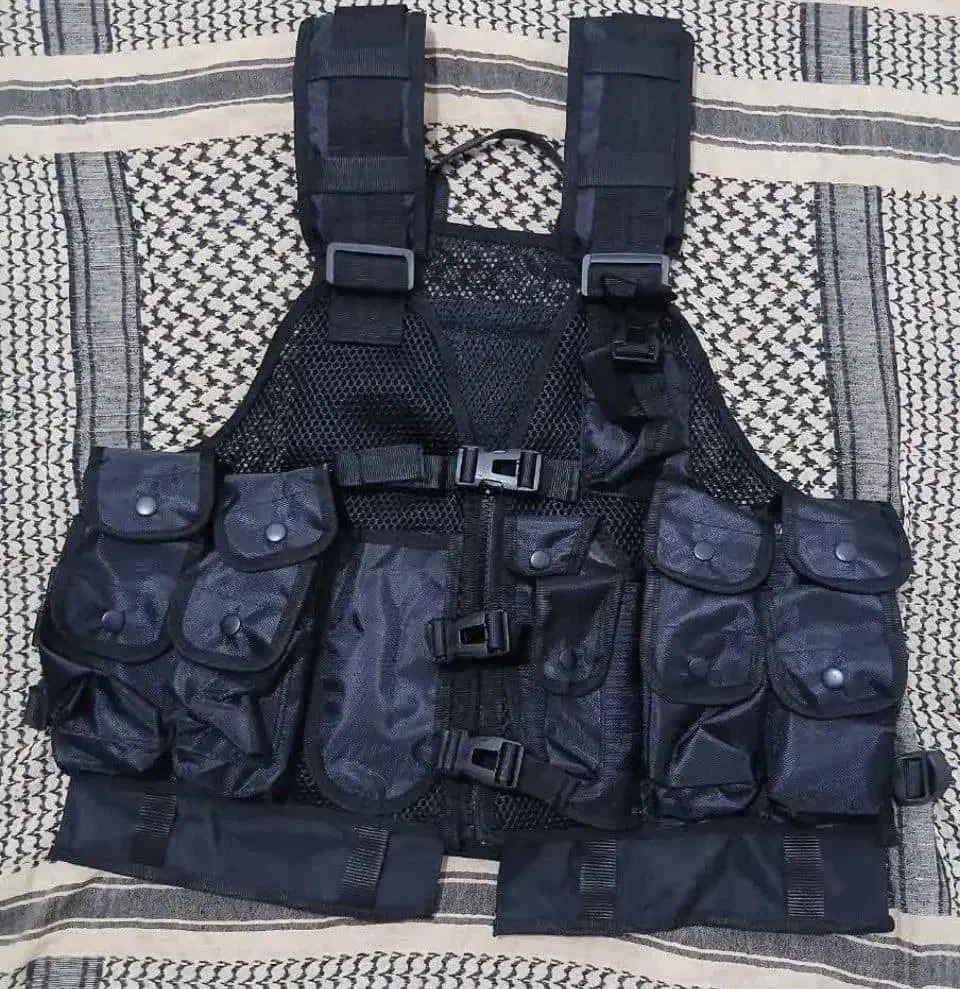 جلیقه نظامی وکمری باسکتی|لباس|خاش, |دیوار