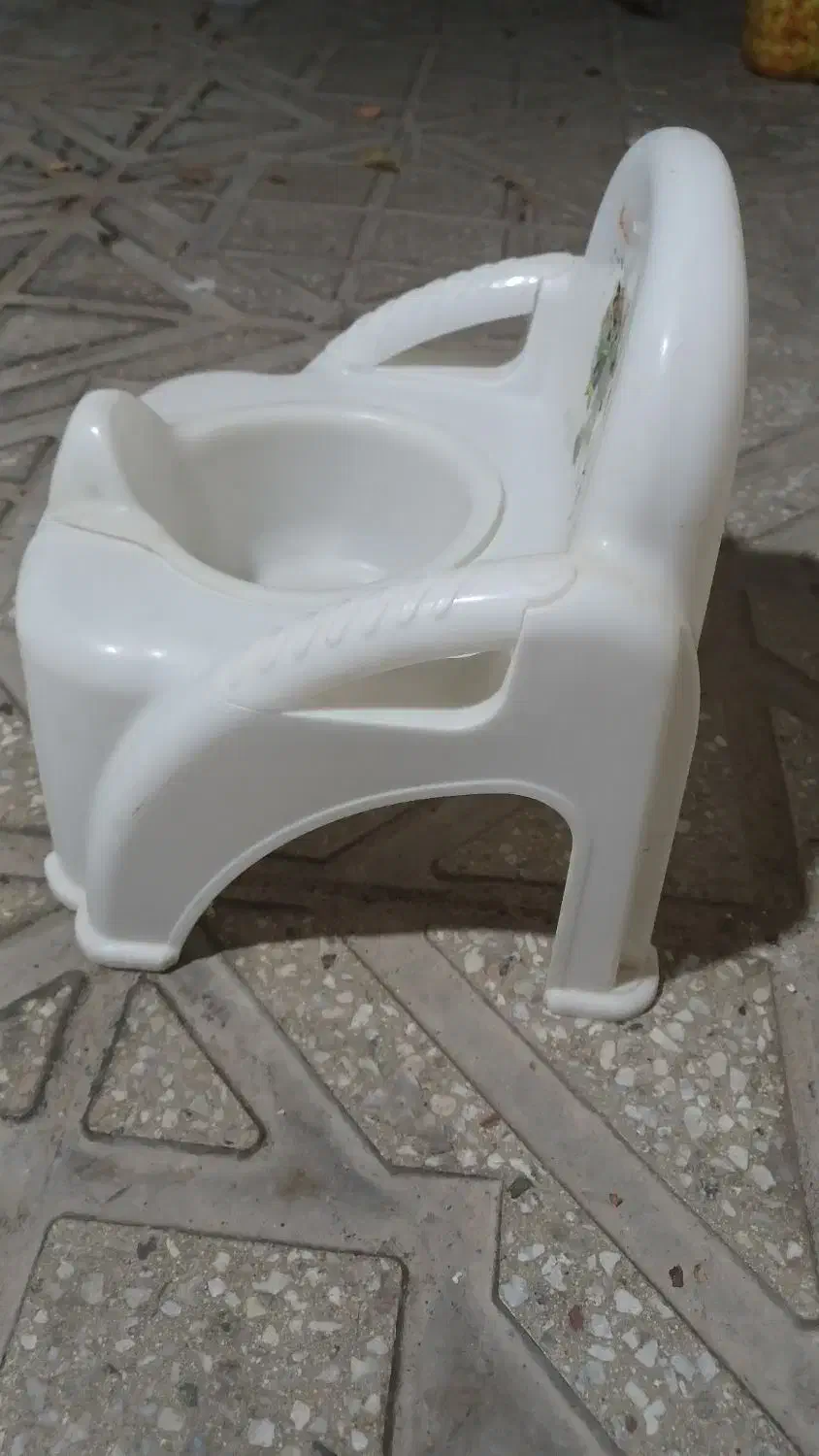 توالت فرنگی کودک رایگان|اسباب و اثاث بچه|قروه, |دیوار