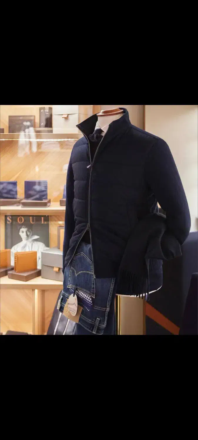 فروشنده پوشاک|استخدام بازاریابی و فروش|تهران, فردوسی|دیوار