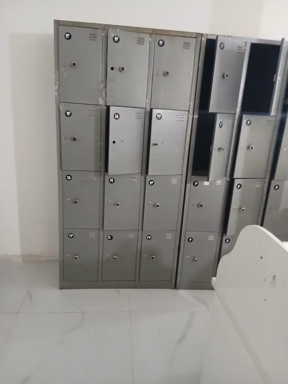 کمد و میز و صندلی مدیر|مبلمان اداری|تربتحیدریه, شهرک ولیعصر|دیوار