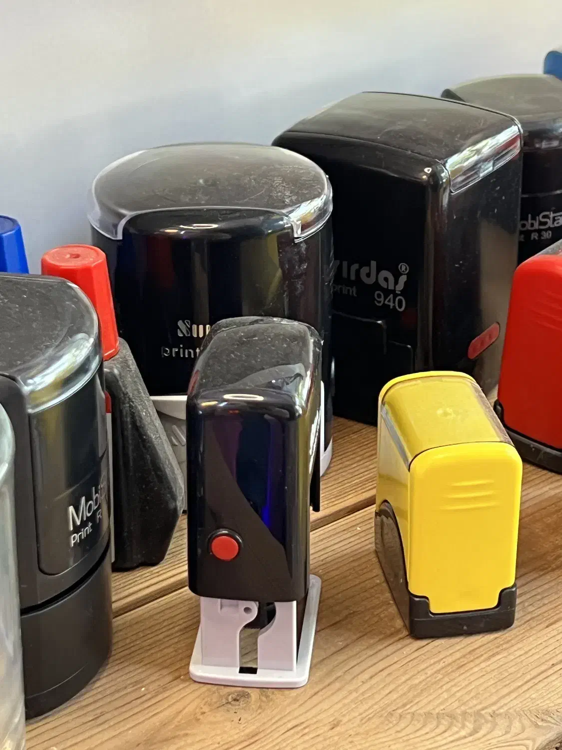 طراحی وساخت فوری مهر ژلاتینی وبرنجی با دستگاه ۲۰۲۴|خدمات پیشه و مهارت|فردیس, شهرک ۱۱۰|دیوار