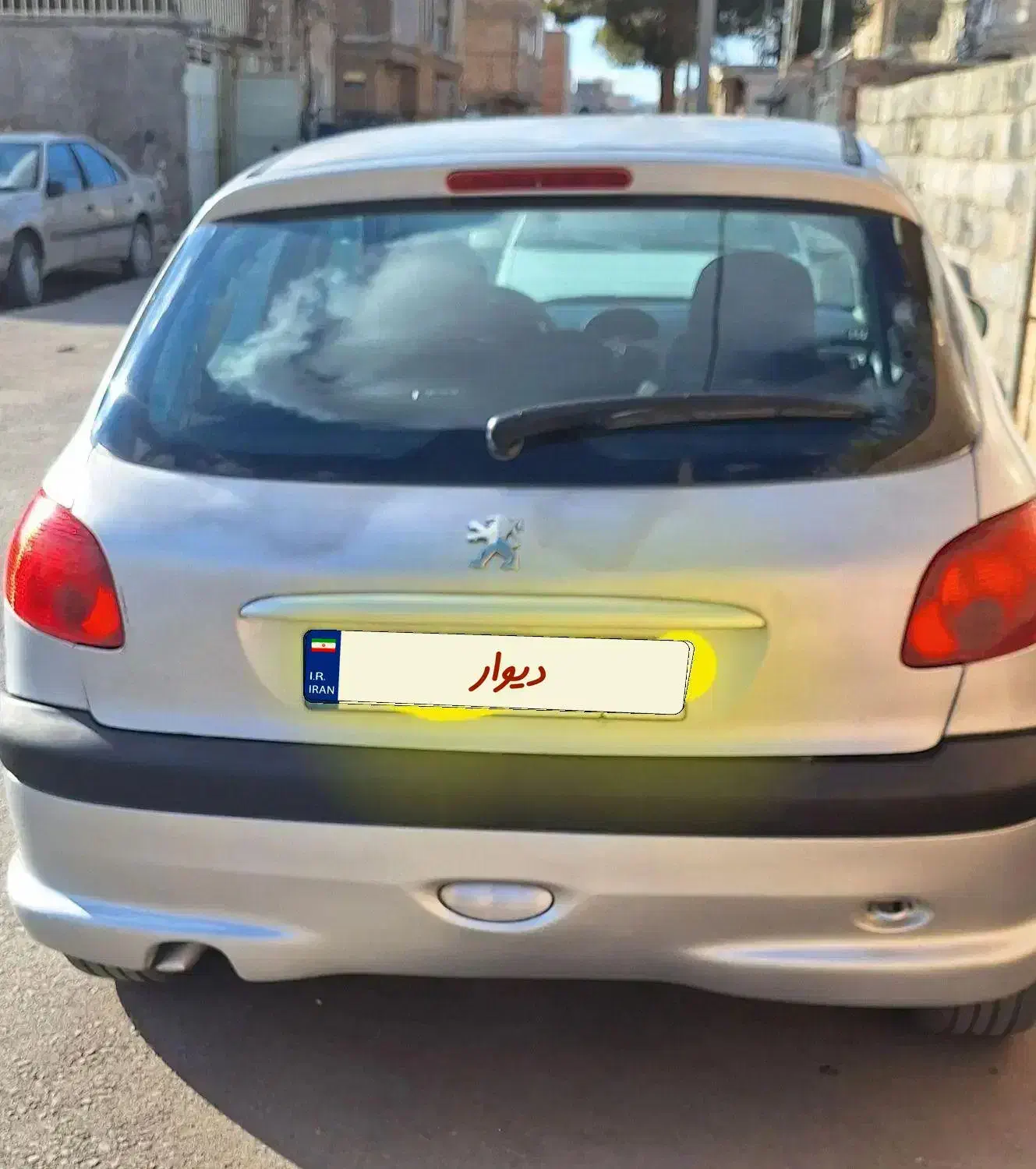 ۲۰۶ مدل ۸۵ شاسیها سالم بیشتر بدنه فابریک|خودرو سواری و وانت|برخوار, |دیوار