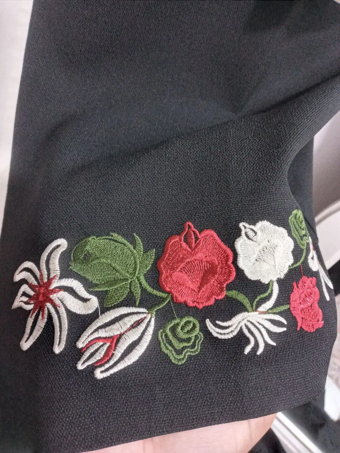 مانتو شیک گل دوزی شده|لباس|خان ببین, |دیوار