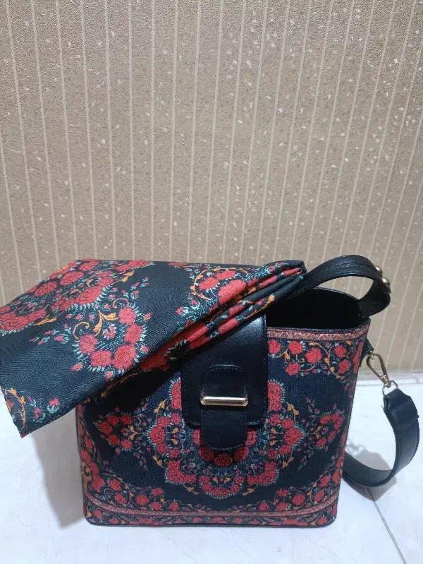 کیف و شال ست|کیف، کفش، کمربند|نیشابور, هفده شهریور|دیوار