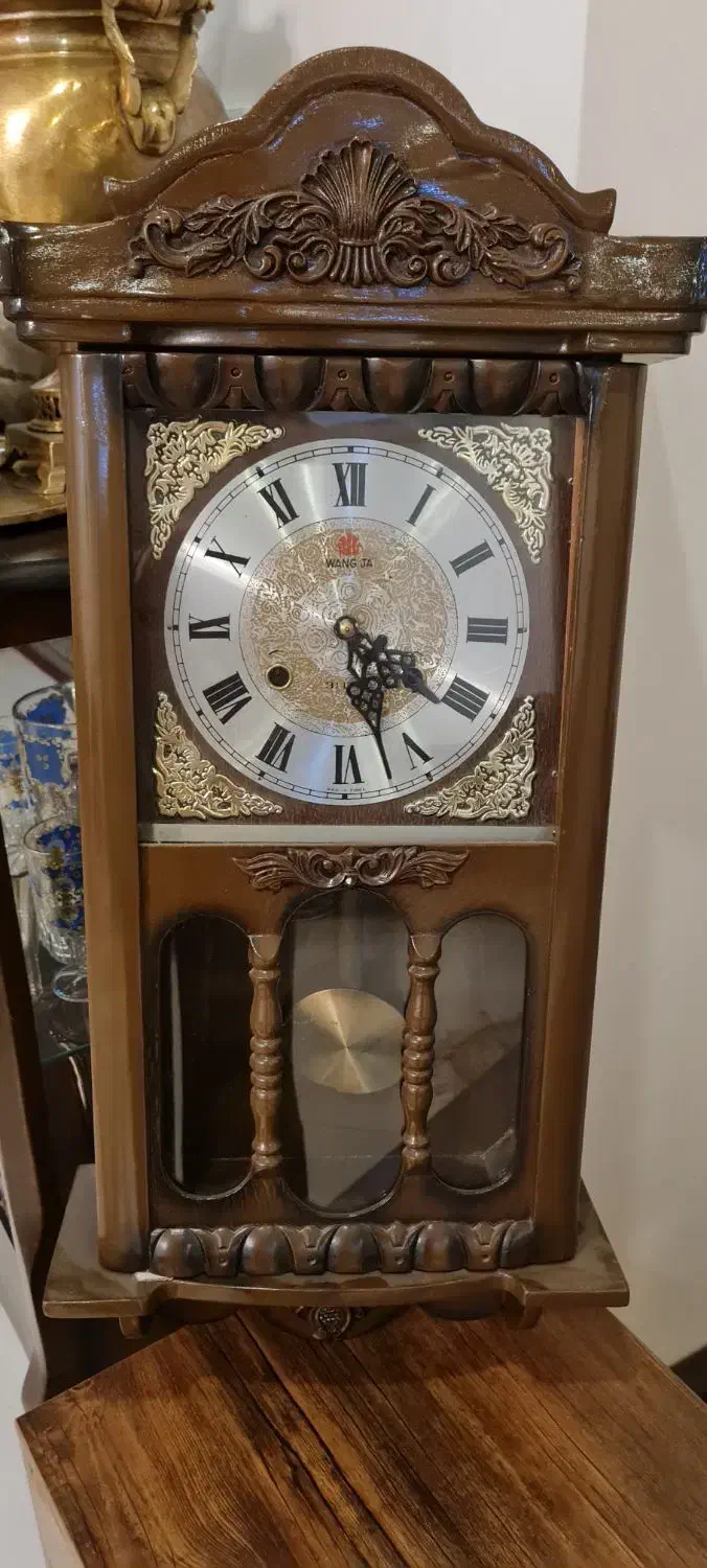 ساعت دیواری عتیقه|کلکسیون اشیاء عتیقه|تهران, مینای شمالی (مخبر)|دیوار