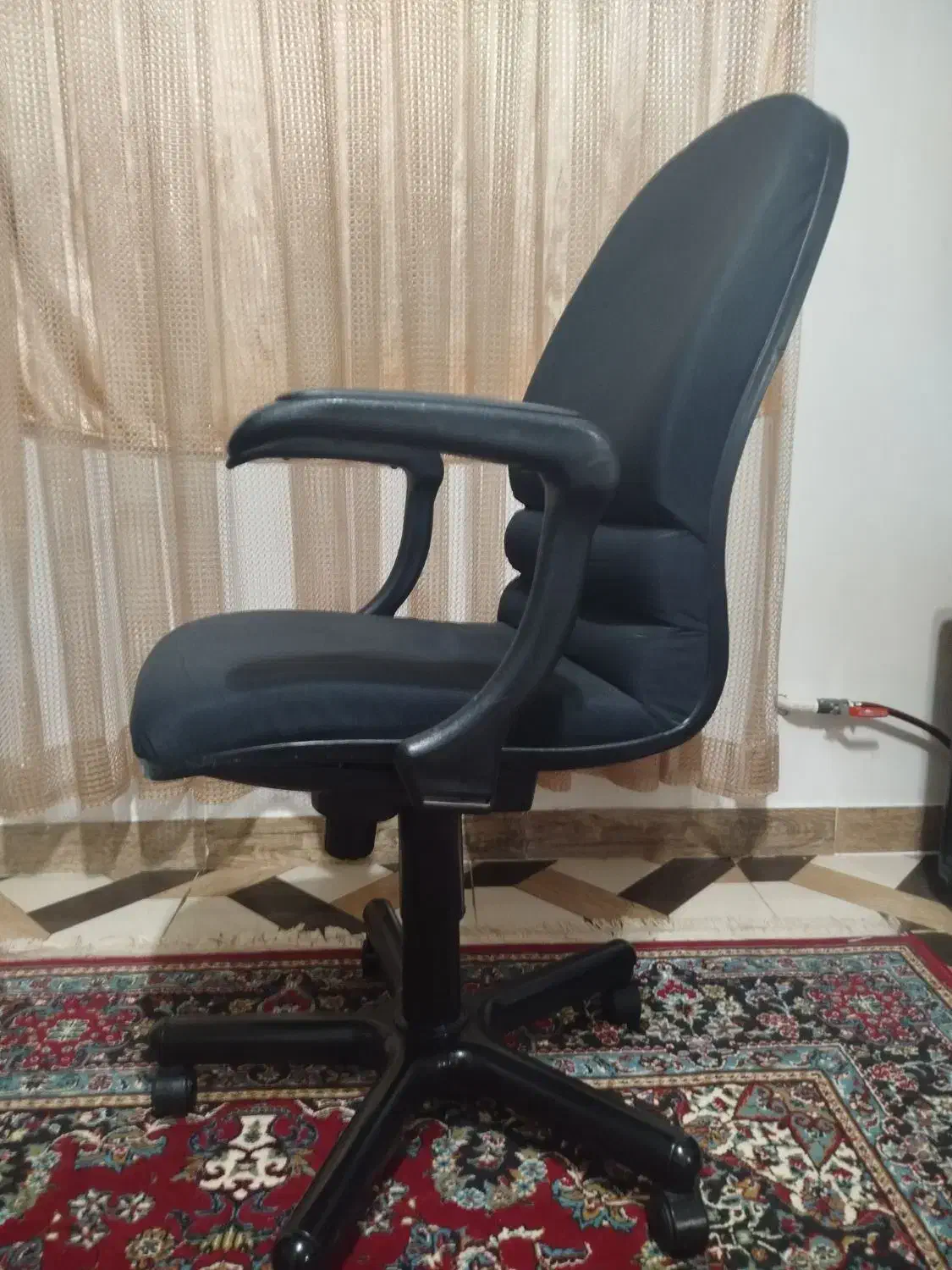 صندلی گردان|صندلی و نیمکت|شفت, |دیوار