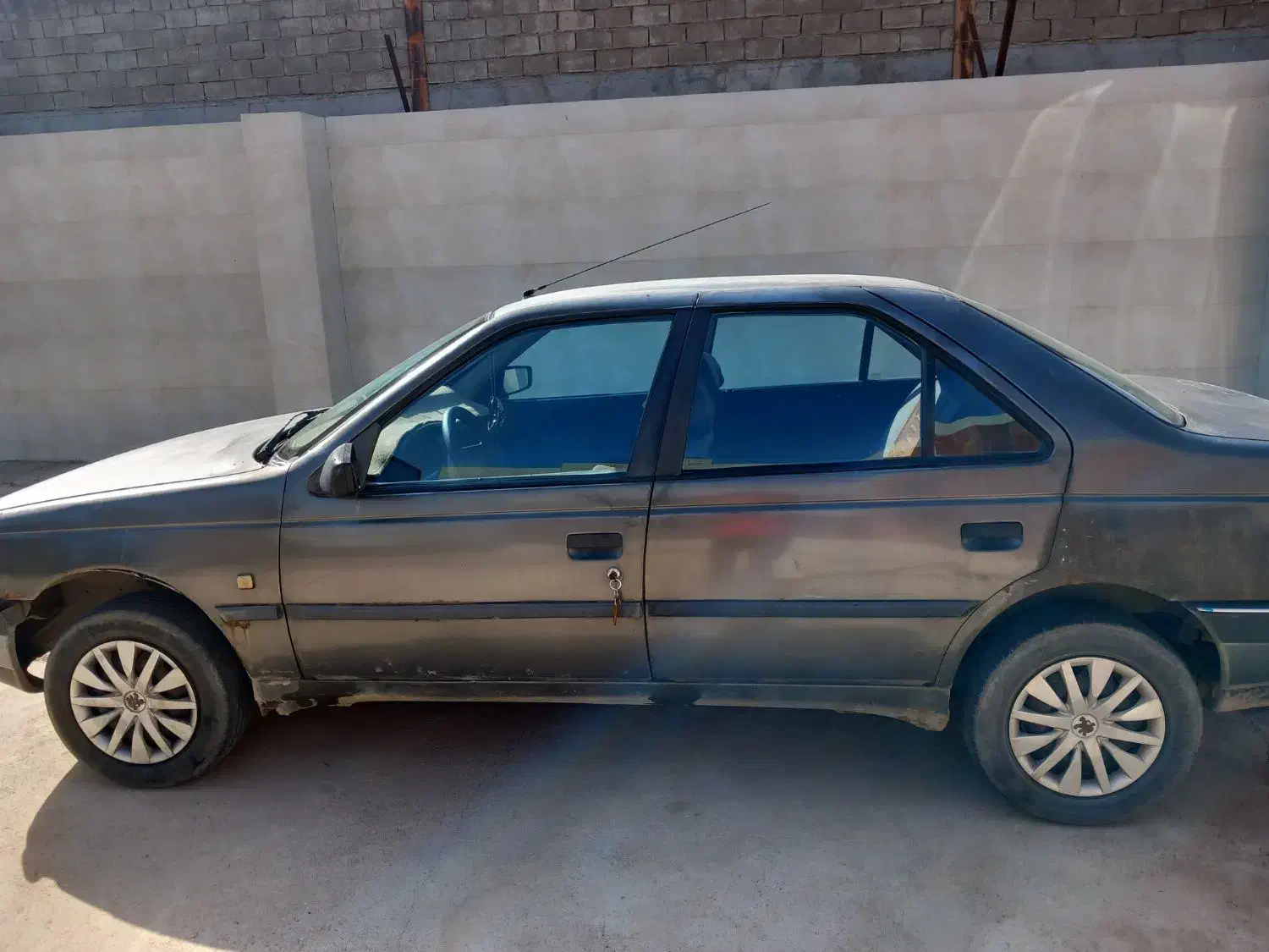 پژو ۴۰۵ مدل ۸۵|خودرو سواری و وانت|خرمشهر, |دیوار