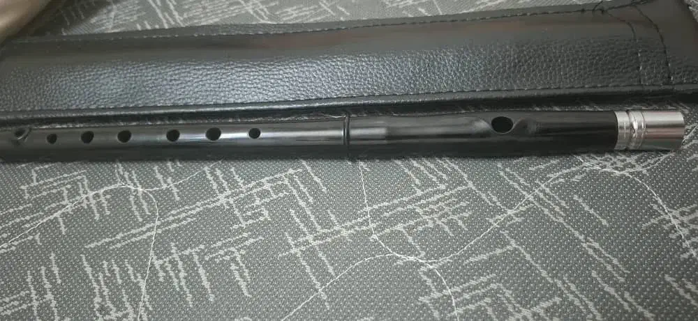 فلوت کاچویی|سازهای بادی|فلاورجان, |دیوار