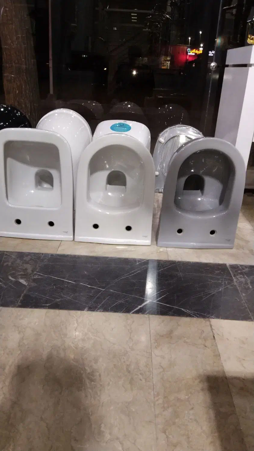 وال هنگ در رنگ‌بندی و مدل های  متنوع|مصالح و تجهیزات ساختمان|اصفهان, سرچشمه|دیوار