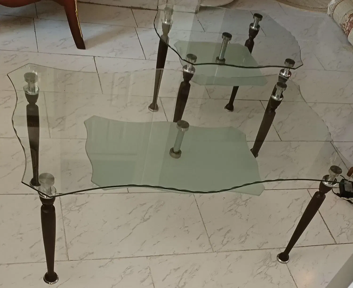 میز شیشه ای جلومبلی|مبلمان خانگی و میز عسلی|تبریز, |دیوار