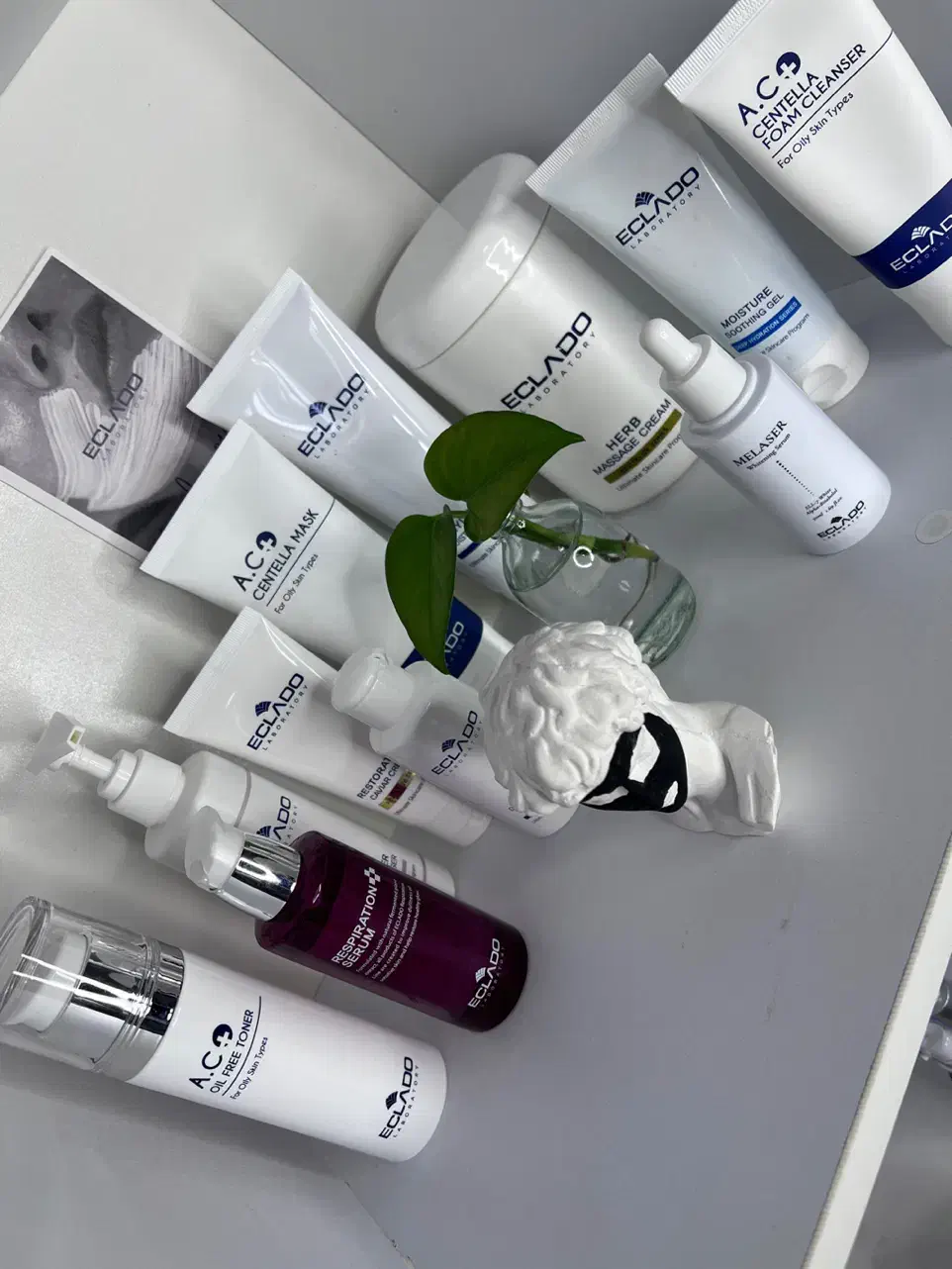 استخدام فشیال کار حرفه ای در کلینیک زیبایی منظریه|استخدام درمانی، زیبایی، بهداشتی|فردیس, منظریه|دیوار