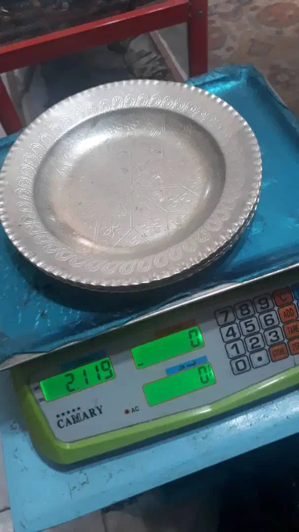 بشقاب دوری قلمزنی مسی|صنایع دستی و سایر لوازم تزئینی|ارومیه, |دیوار