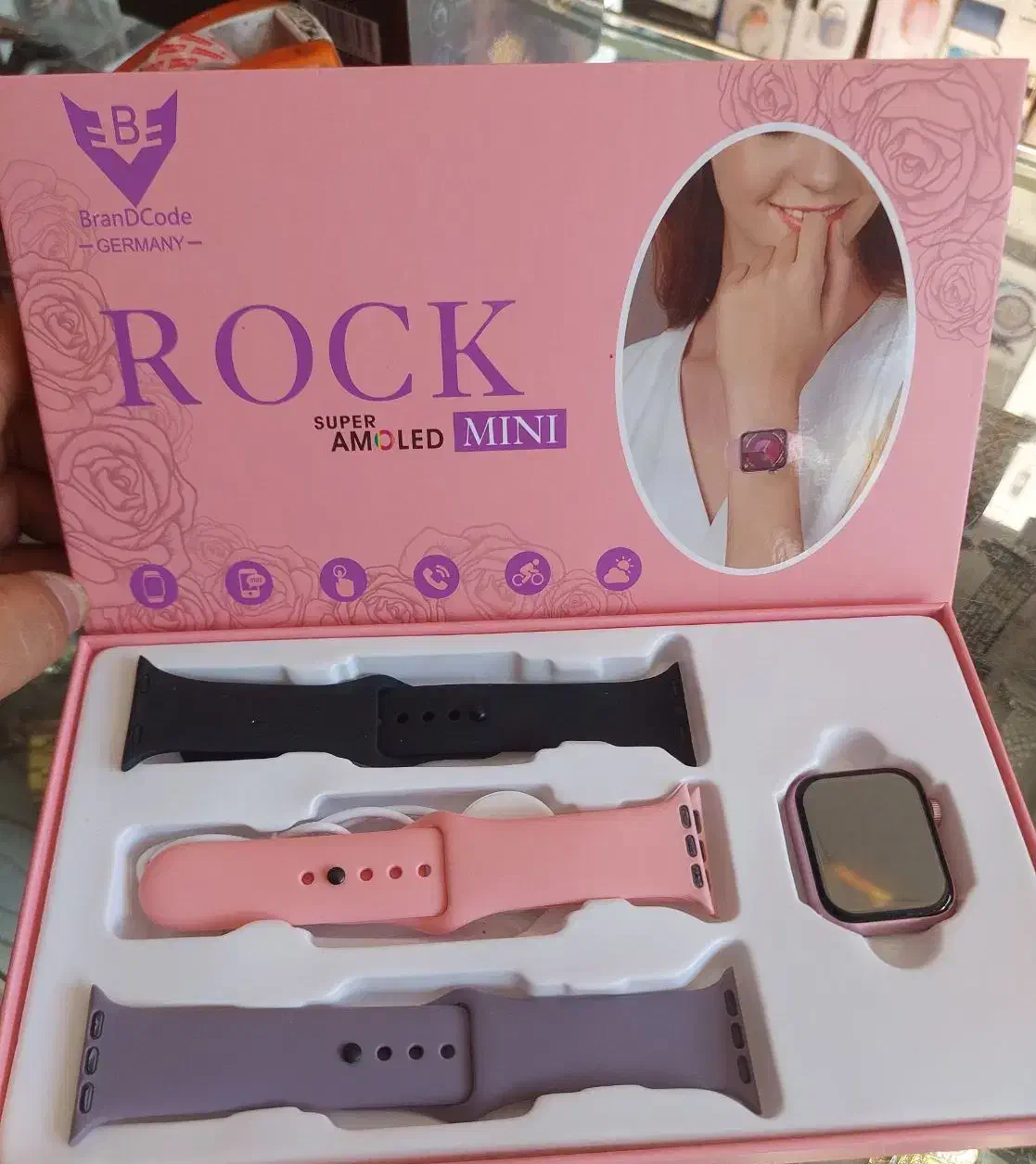 ساعت هوشمند مینی سایز ۳۸ برند ROCKAMOLED۳دستبنده|ساعت|قم, نیروگاه|دیوار