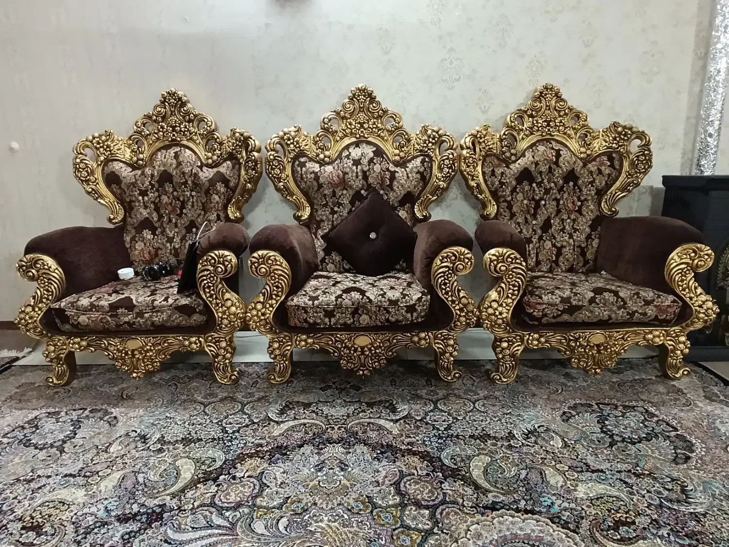 مبل ساعت|مبلمان خانگی و میز عسلی|اسلام‌شهر, مطهری|دیوار