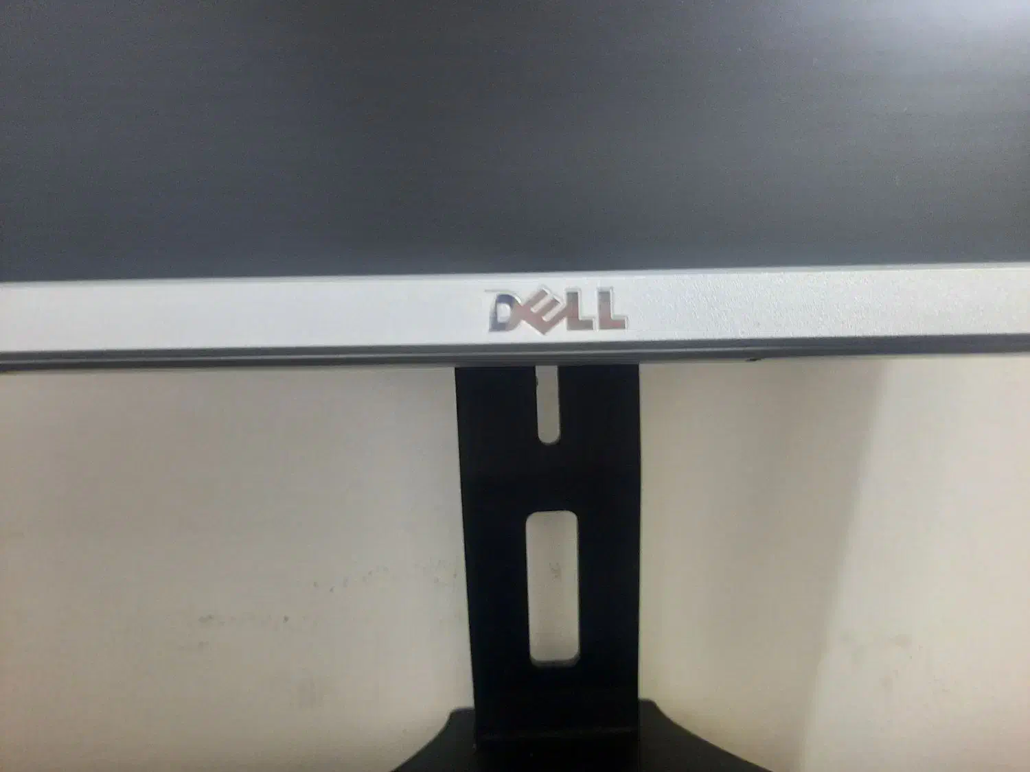 مانیتور ۲۳ اینچ DeLL فول اچدی پنل IPS|قطعات و لوازم جانبی رایانه|مشهد, اقبال|دیوار