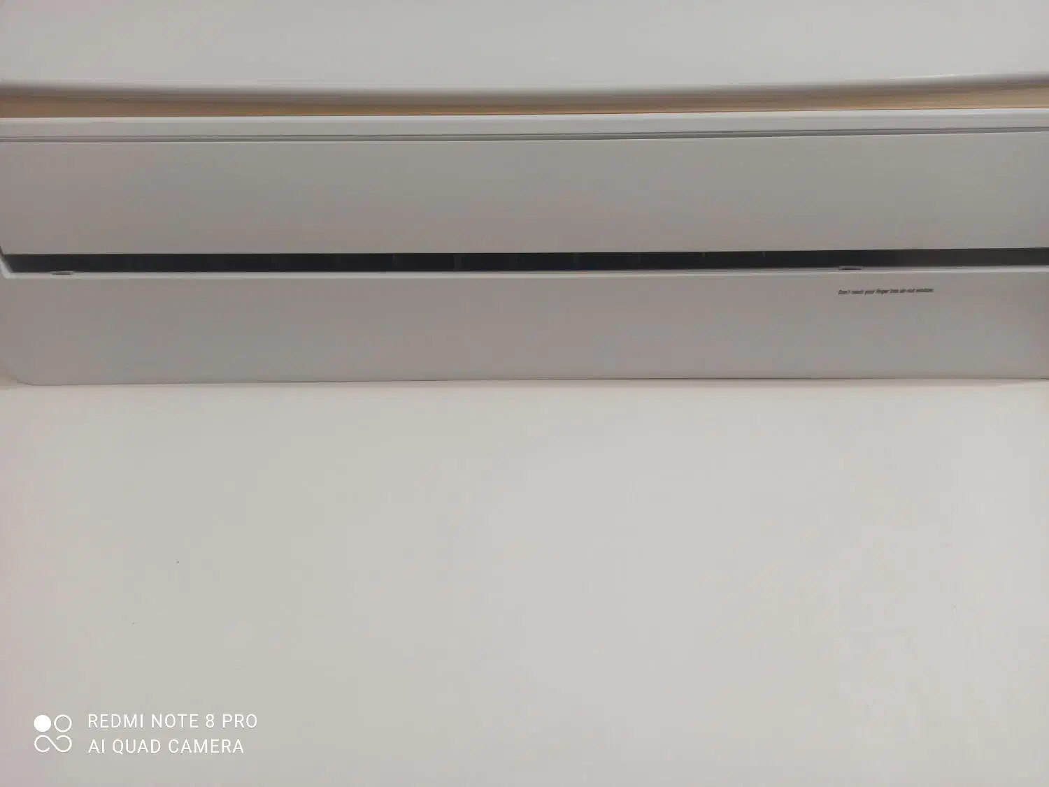 اسپیلت خشک|کولر گازی و فنکوئل|سراوان, |دیوار