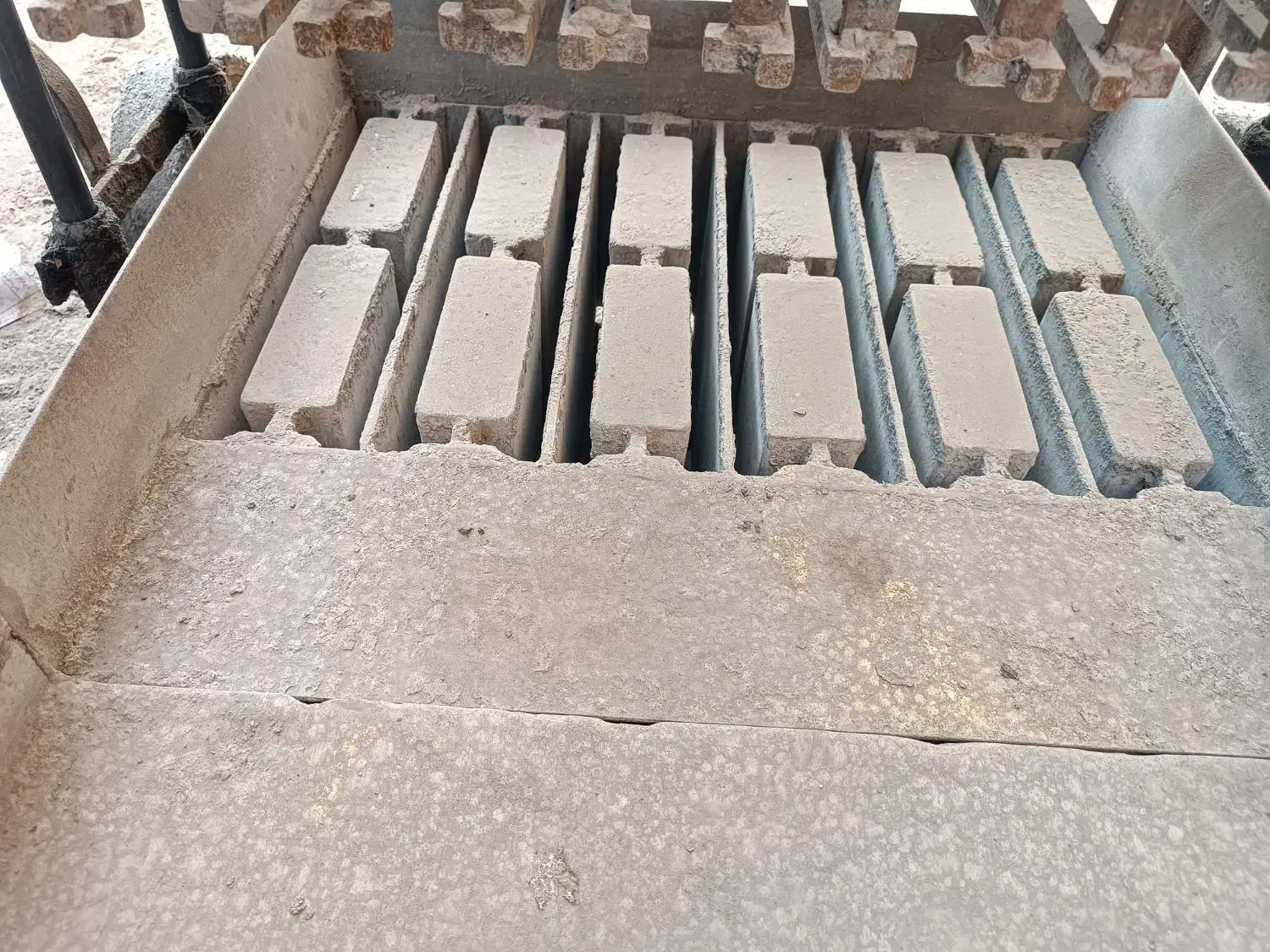 دستگاه بلوک زن کارکرده|ماشین‌آلات صنعتی|تهران, شادآباد|دیوار