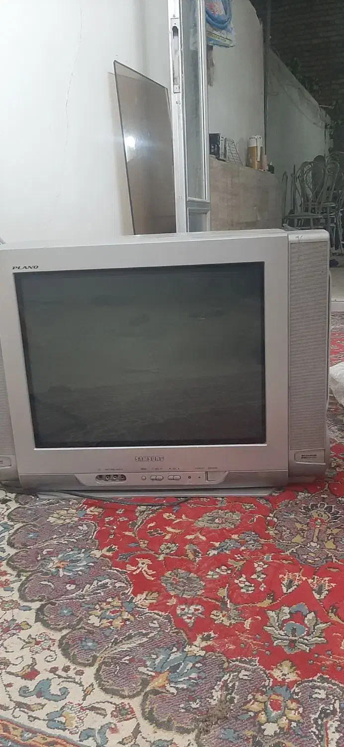 تلویزیون|تلویزیون و پروژکتور|برخوار, |دیوار