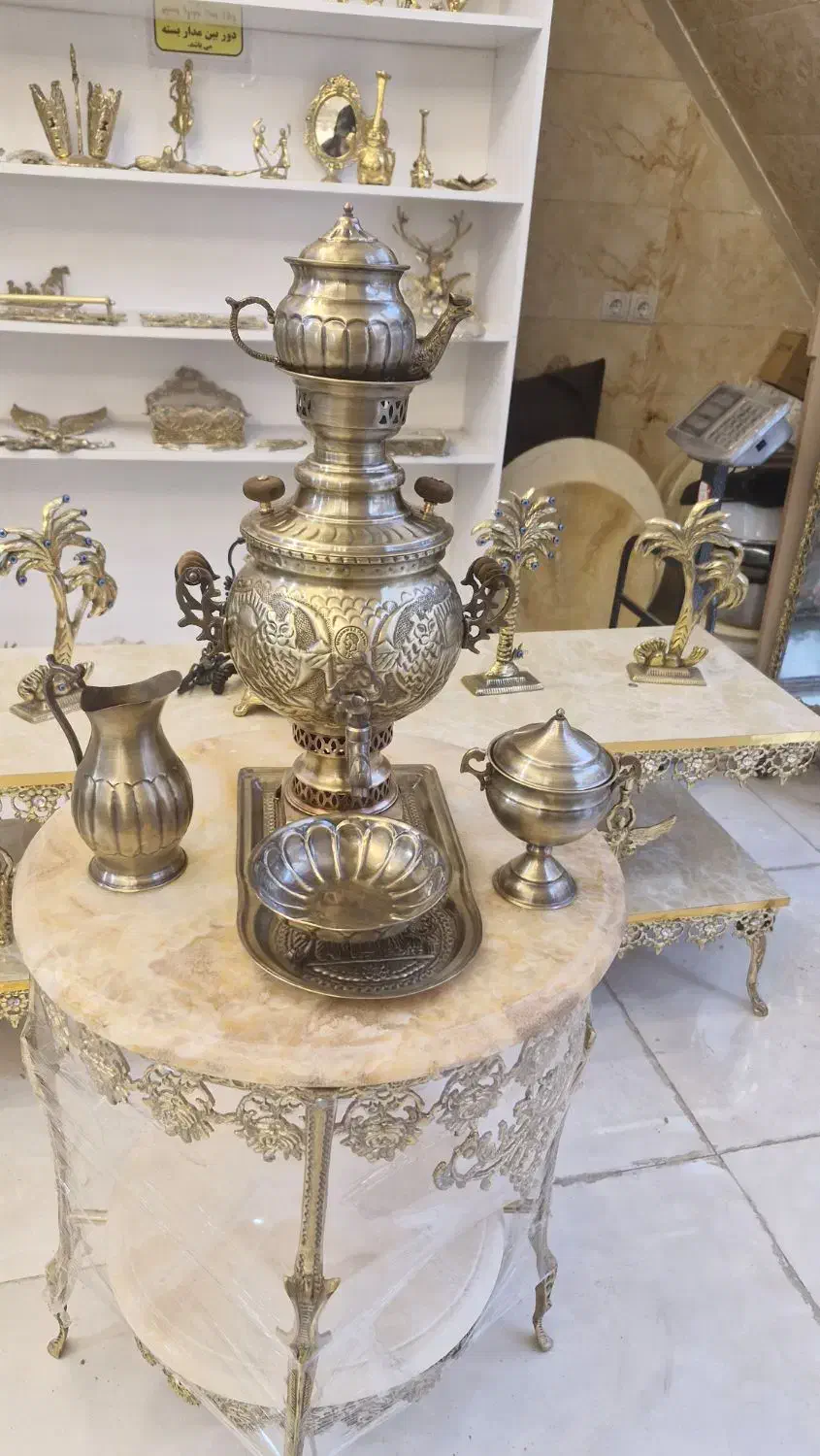 سماور ذغالی برنزی برنز سعید|کلکسیون اشیاء عتیقه|کرمانشاه, |دیوار