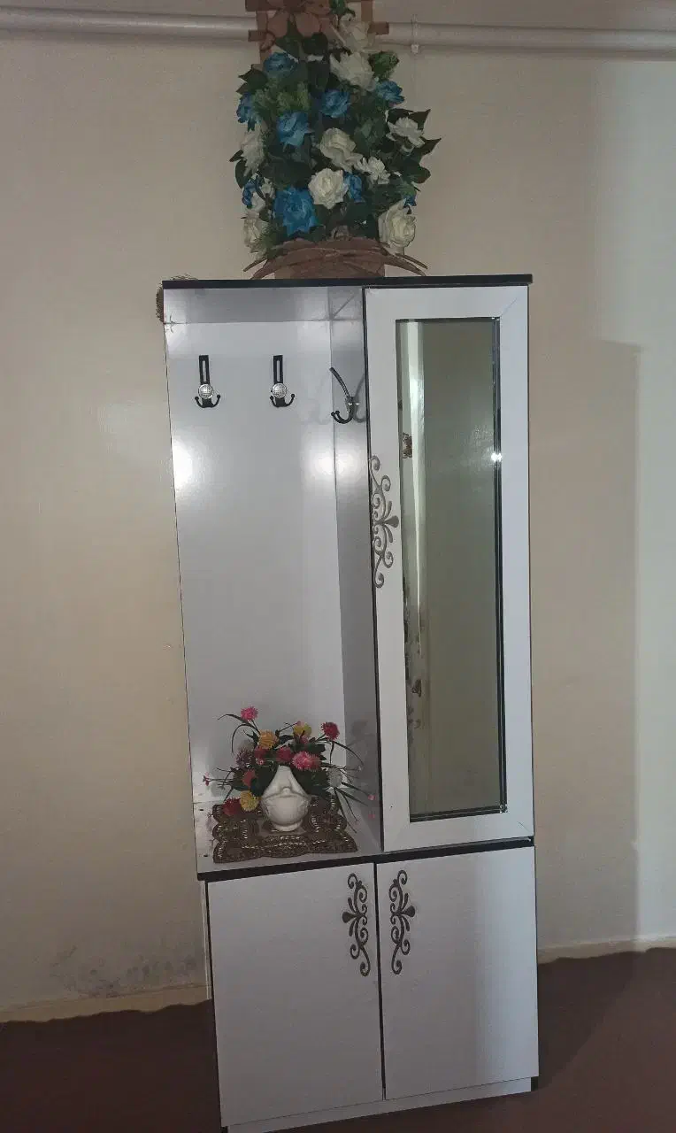 جاکفشی|جاکفشی، کمد، دراور|رضوانشهر, |دیوار