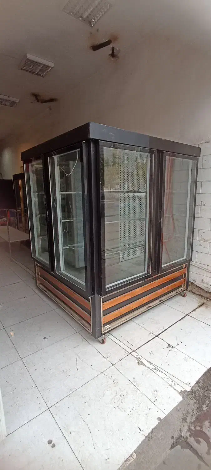 یخچال صنعتی چند طرفه ال|فروشگاه و مغازه|تهران, تهرانسر مرکزی|دیوار