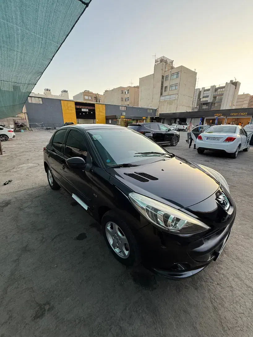 207اتومات پاناروما|خودرو سواری و وانت|شیراز, شهرک آرین|دیوار