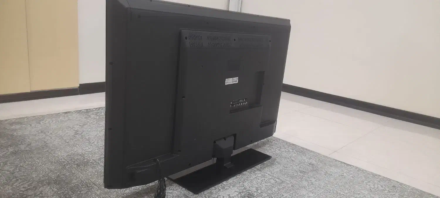 تلویزیون ال ای دی 48 اینچ|تلویزیون و پروژکتور|اندیشه, اندیشه فاز ۳|دیوار