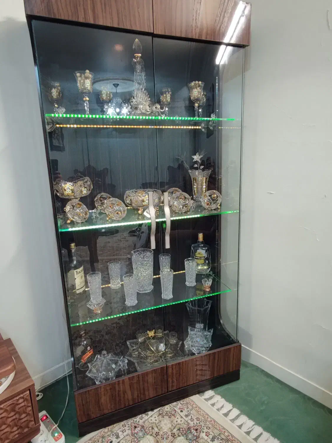 ویترین در حد نو|بوفه، ویترین، کنسول|اصفهان, ملک‌شهر|دیوار