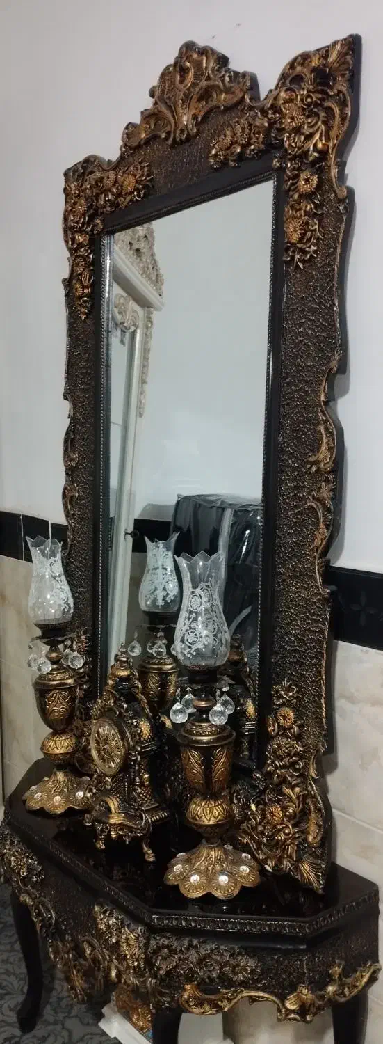 اینه شمعدان|آینه|نظرآباد, رسالت|دیوار