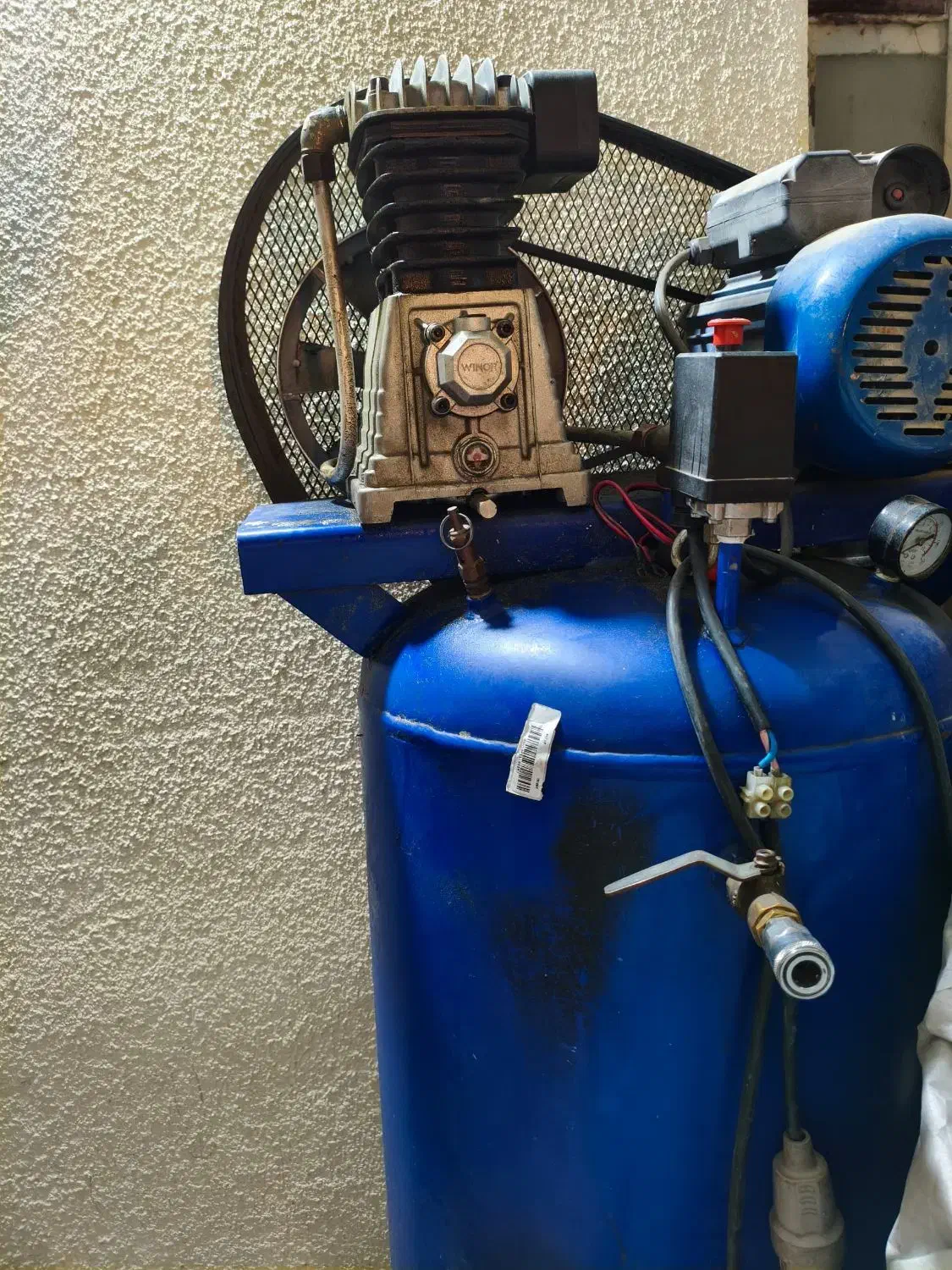 پمب باد ۲۵۰ لیتری سالم سالن درحد|ابزارآلات|بندرعباس, |دیوار