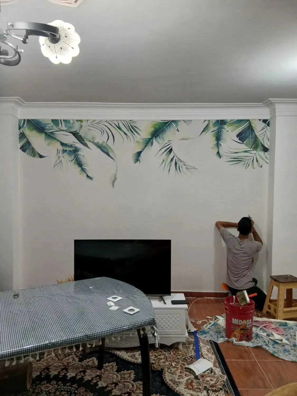 نصب و اجرای کاغذ دیواری و پوستر،ترمووال وماربل شیت|خدمات پیشه و مهارت|رشت, استقامت ۱|دیوار