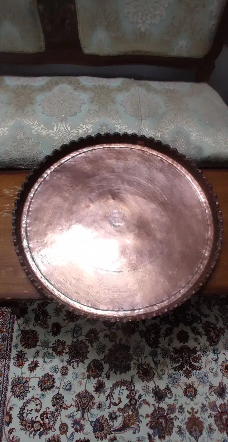 مجمع، سینی مسی|کلکسیون اشیاء عتیقه|کاشان, شاهد|دیوار